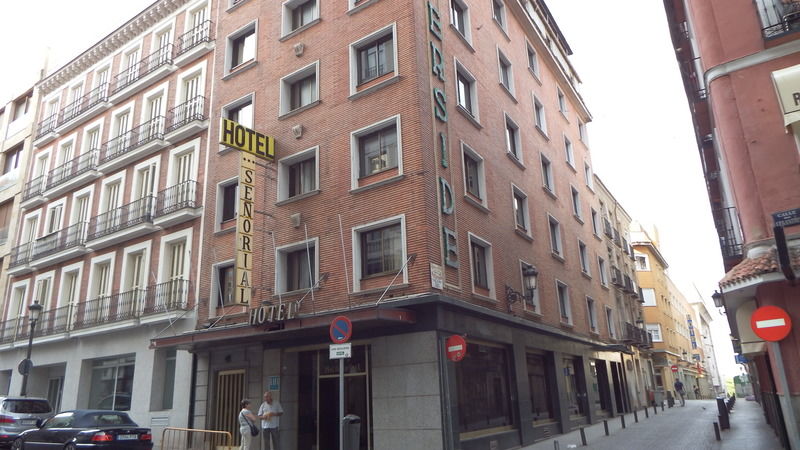 โฮเต็ล ซีโนเรียล Hotel มาดริด ภายนอก รูปภาพ